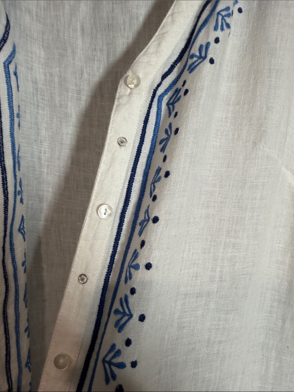 Tommy Bahama White and Blue Embroidered Maxi Duster 💯 Linen - Picture 4 of 8